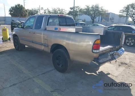 2002 Toyota Tundra Sr5 z USA, uszkodzony, nr VIN 5TBRN34102S285420